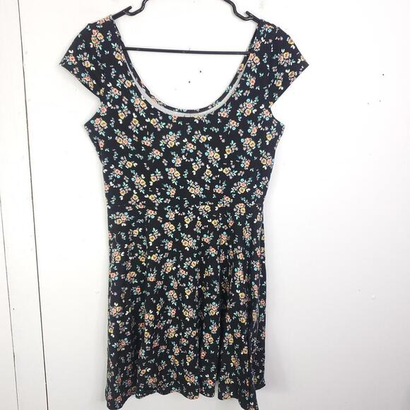 Lauren Conrad Dress Womens M Off Shoulder Scoop Neck Colorful Dark Florals - Picture 1 of 10